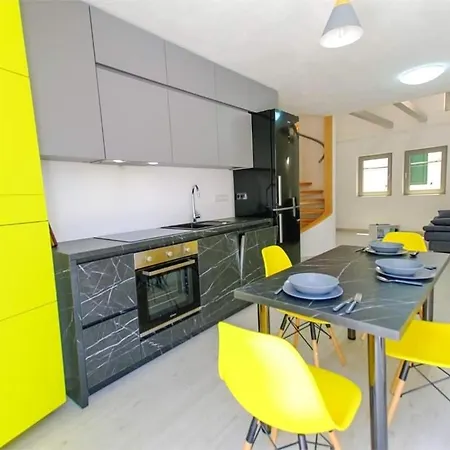 Markov Place דירה *